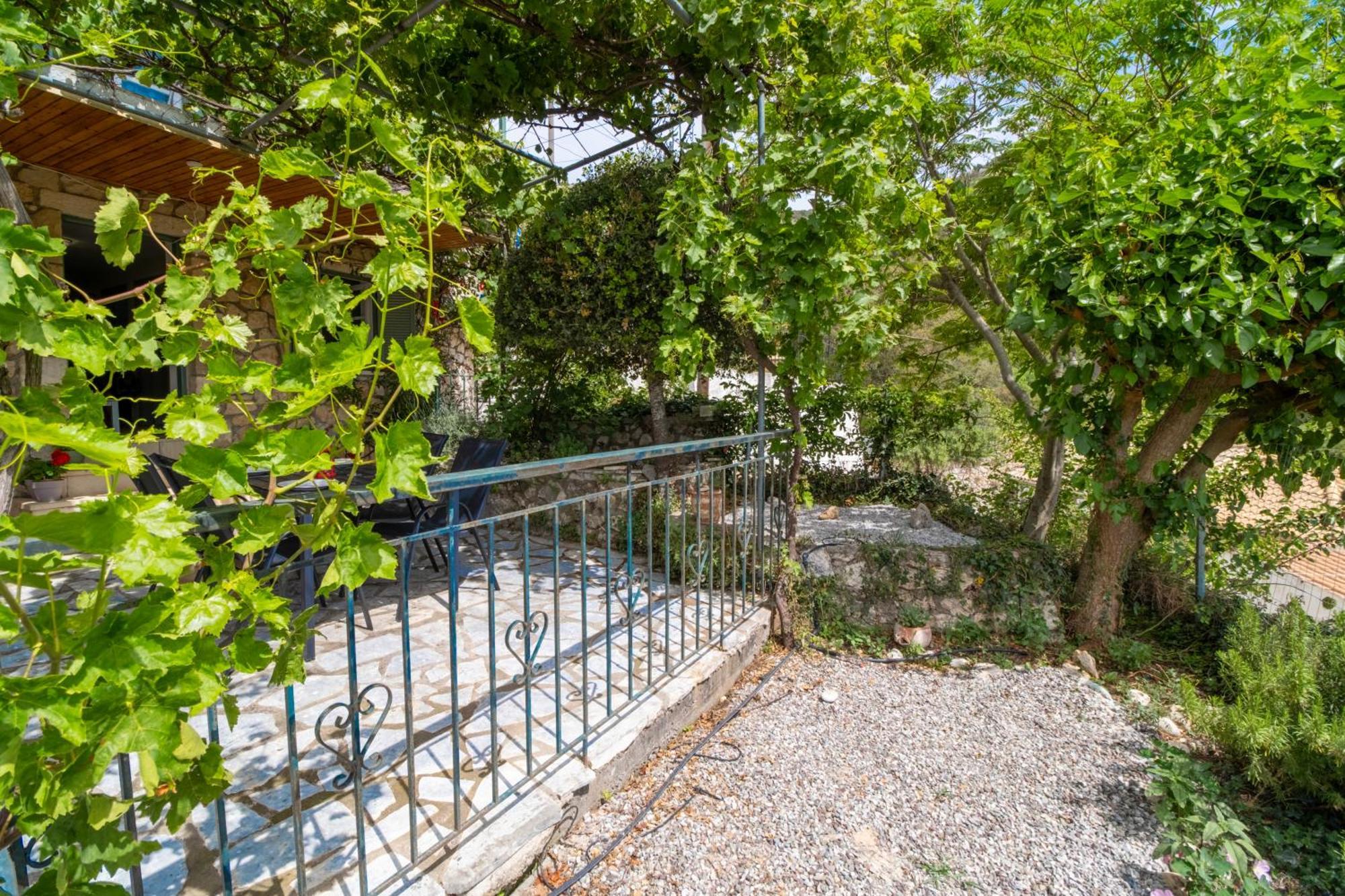 Kerkis Traditional Guesthouse Drymon Buitenkant foto